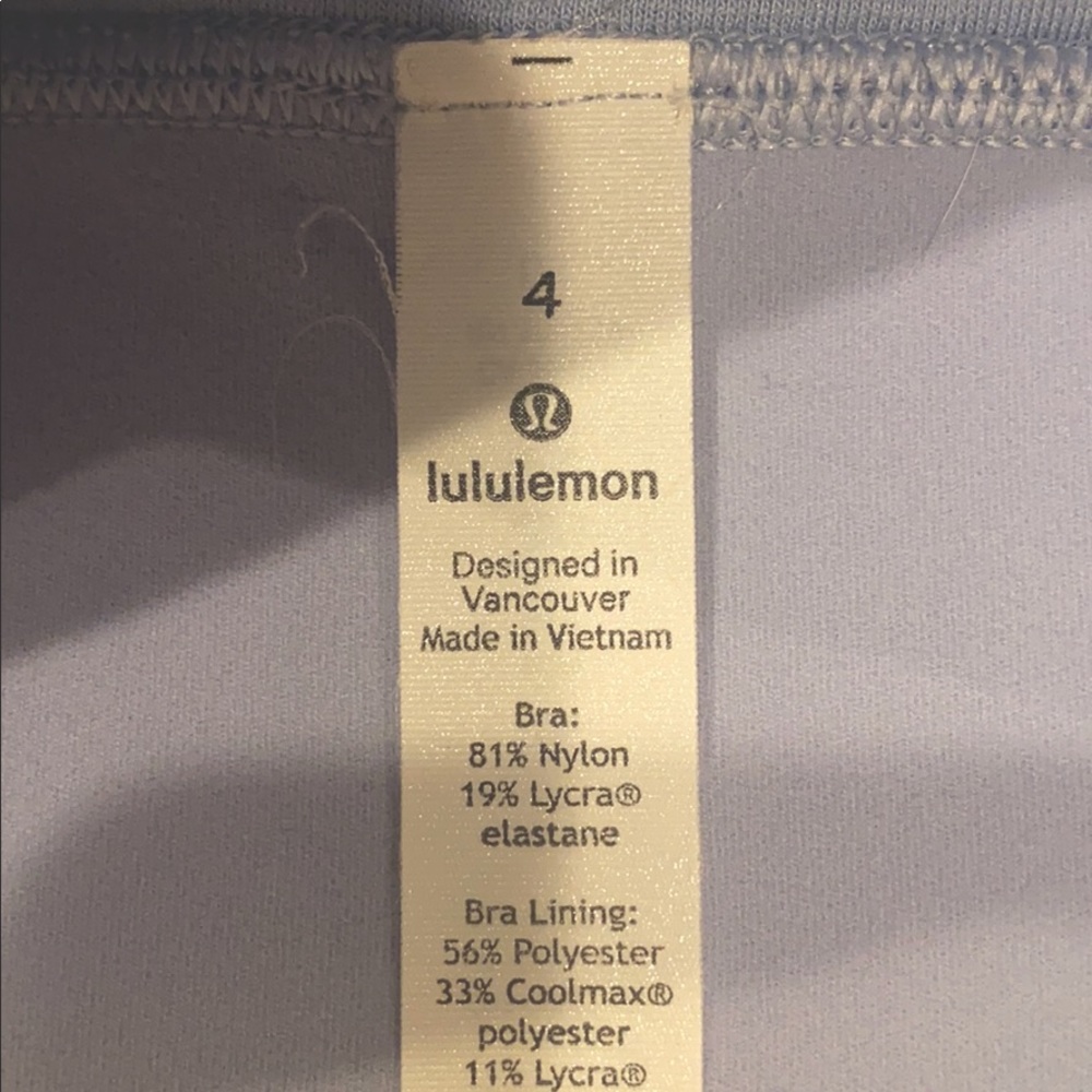 Lululemon sports bra